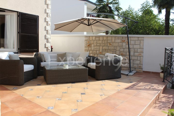 Umago, villa di lusso fronte mare, 8 camere, piscina, SPA