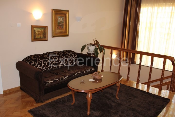 Umago, villa di lusso fronte mare, 8 camere, piscina, SPA