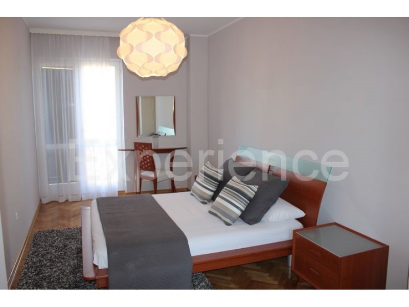 Umago, villa di lusso fronte mare, 8 camere, piscina, SPA