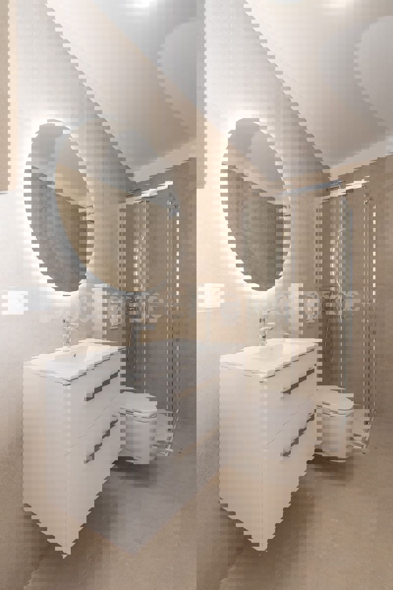 Nelle vicinanze di Parenzo - appartamento in un nuovo edificio, piano terra con GIARDINO!