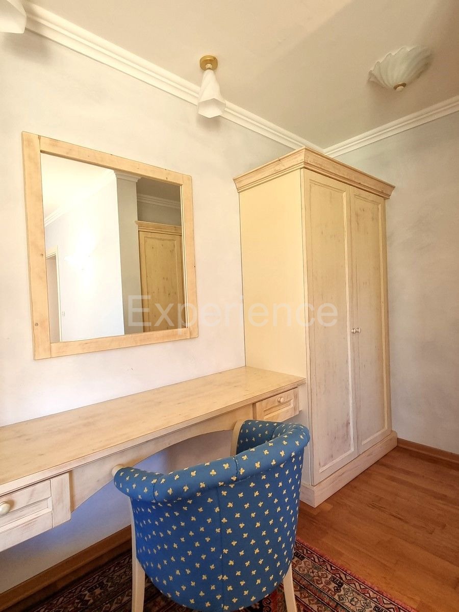 POSIZIONE ESCLUSIVA! Crveni Vrh - appartamento con spaziosa terrazza, a 130 m dal mare!