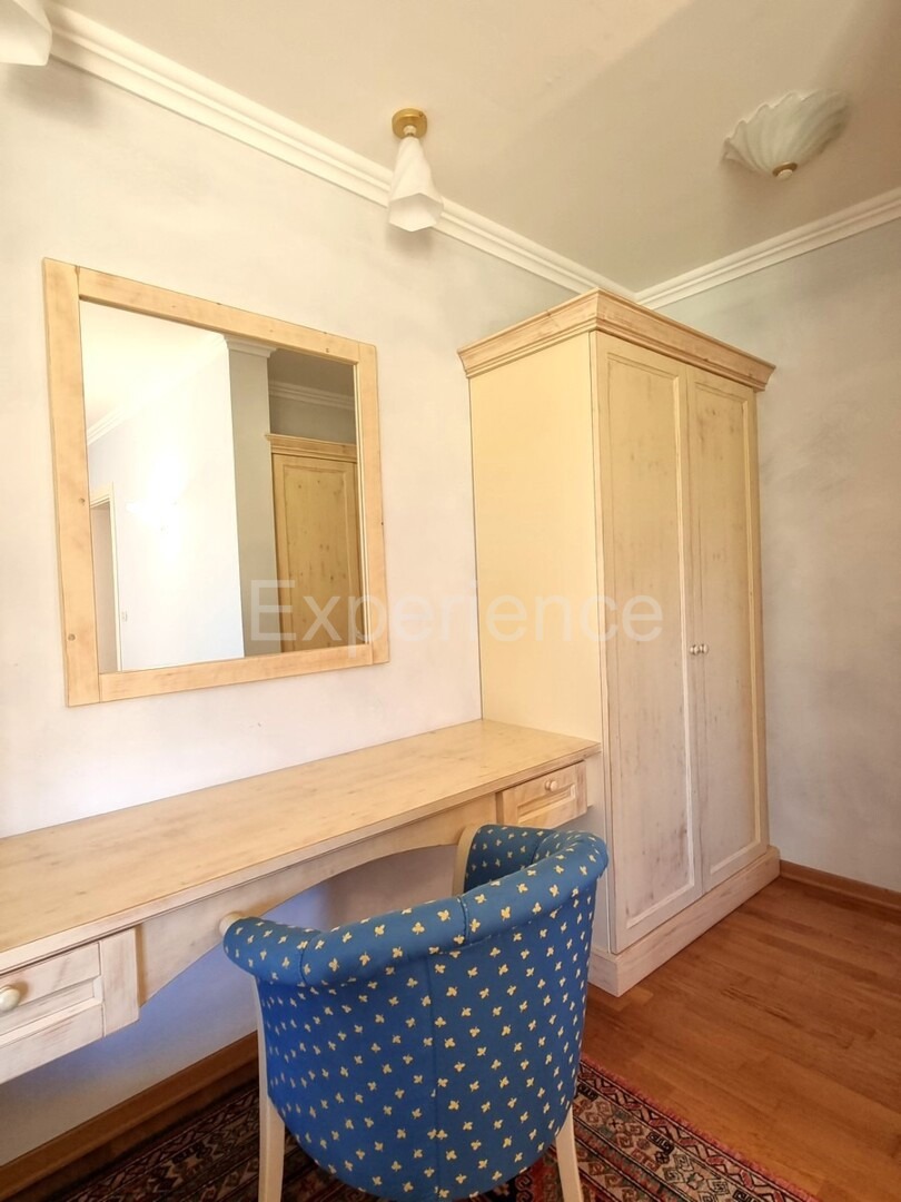 POSIZIONE ESCLUSIVA! Crveni Vrh - appartamento con spaziosa terrazza, a 130 m dal mare!