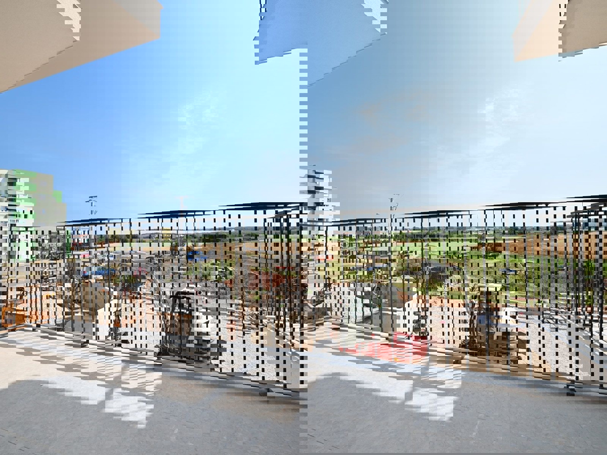 ISTRIA, Umago - Moderno appartamento con 2 camere da letto, 1.000 m dal mare 