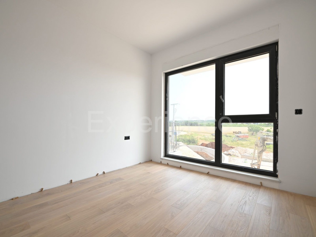 ISTRIA, Umago - Moderno appartamento con 2 camere da letto, 1.000 m dal mare