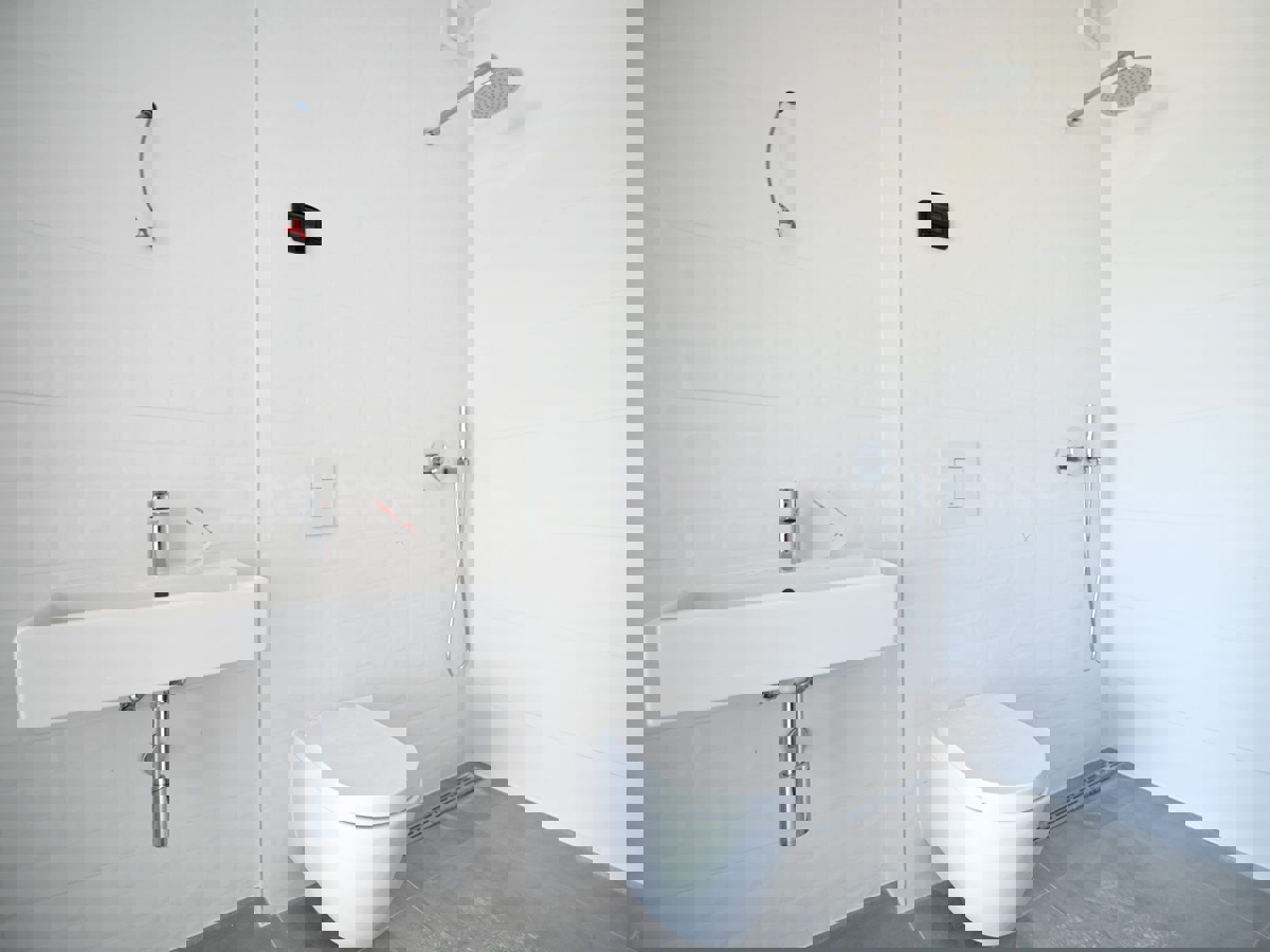 ISTRIA, Umago - Moderno appartamento con 2 camere da letto, 1.000 m dal mare 