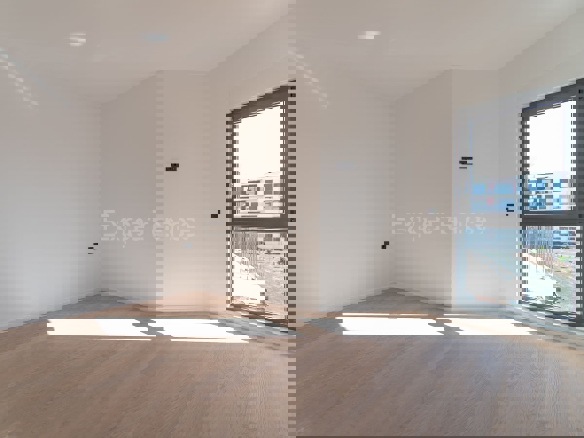 ISTRIA, Umago - appartamento in edificio di nuova costruzione, 1. piano, garage, ASCENSORE