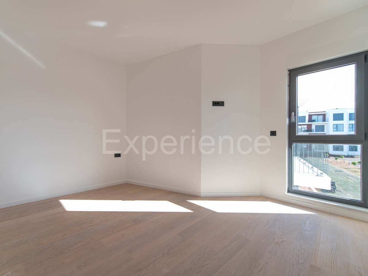 ISTRIA, Umago - appartamento in edificio di nuova costruzione, 1. piano, garage, ASCENSORE