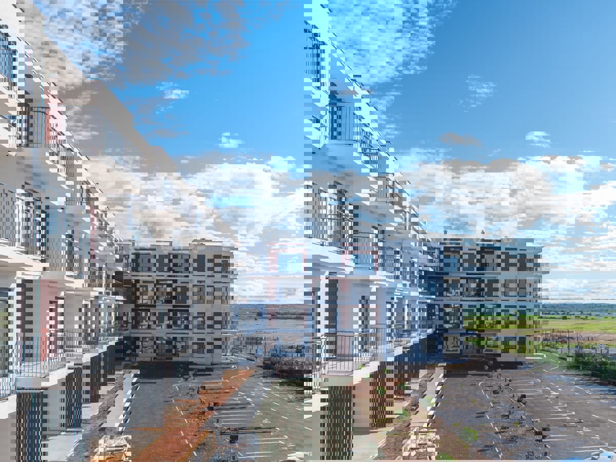 ISTRIA, Umago - appartamento in edificio di nuova costruzione, 1. piano, garage, ASCENSORE