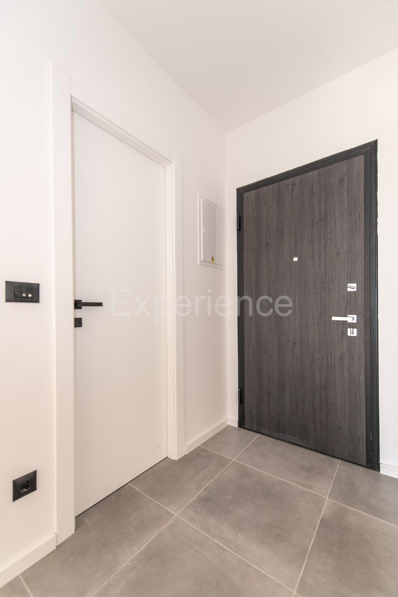 ISTRIA, Umago - appartamento in un nuovo edificio con spazioso balcone, 3. piano, ASCENSORE