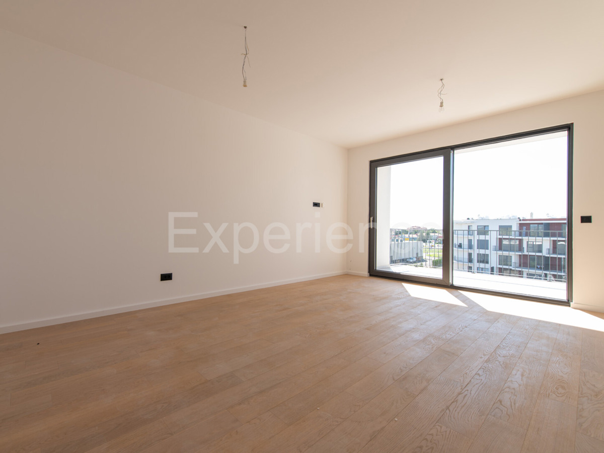 ISTRIA, Umago - appartamento in un nuovo edificio con spazioso balcone, 3. piano, ASCENSORE