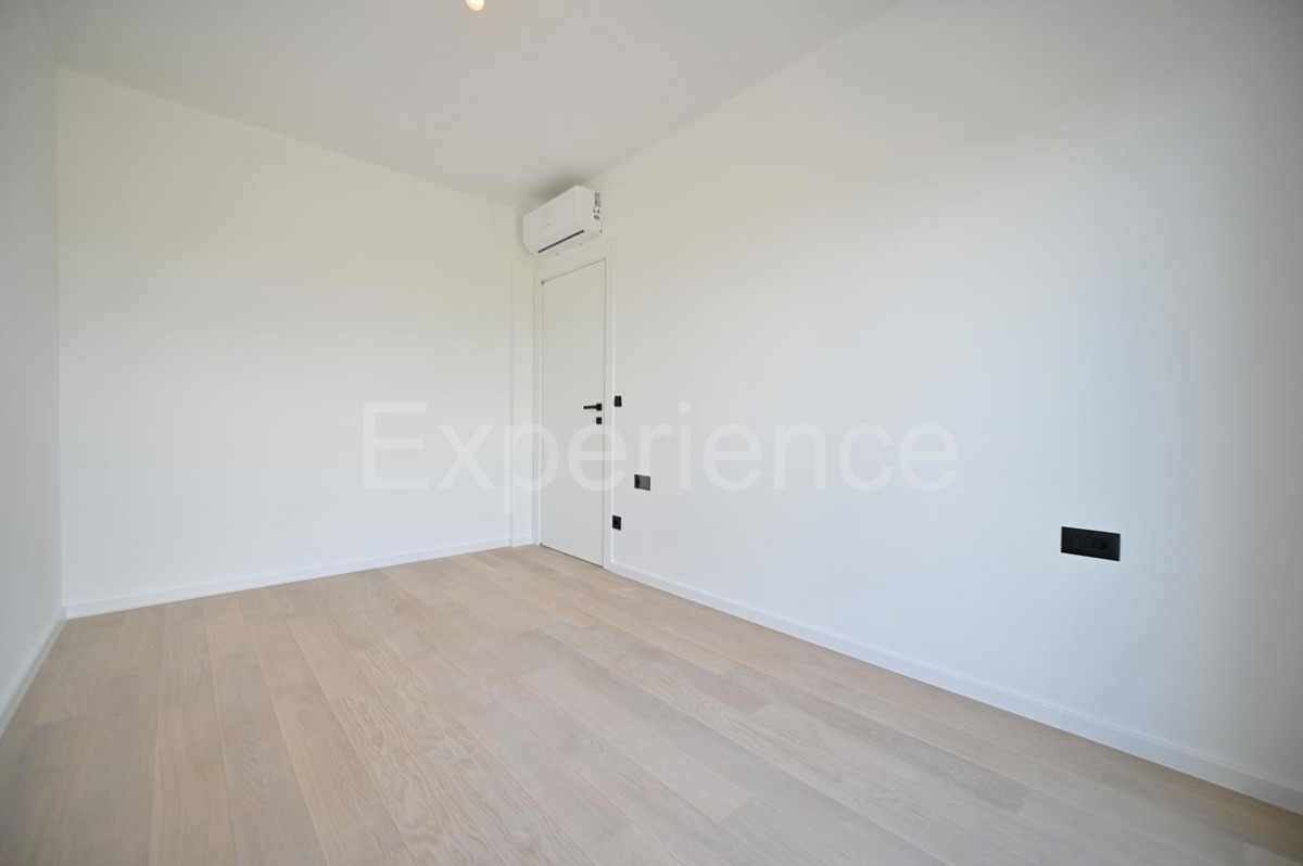 ISTRIA, Umago - appartamento in un nuovo edificio con garage, 3. piano, ASCENSORE