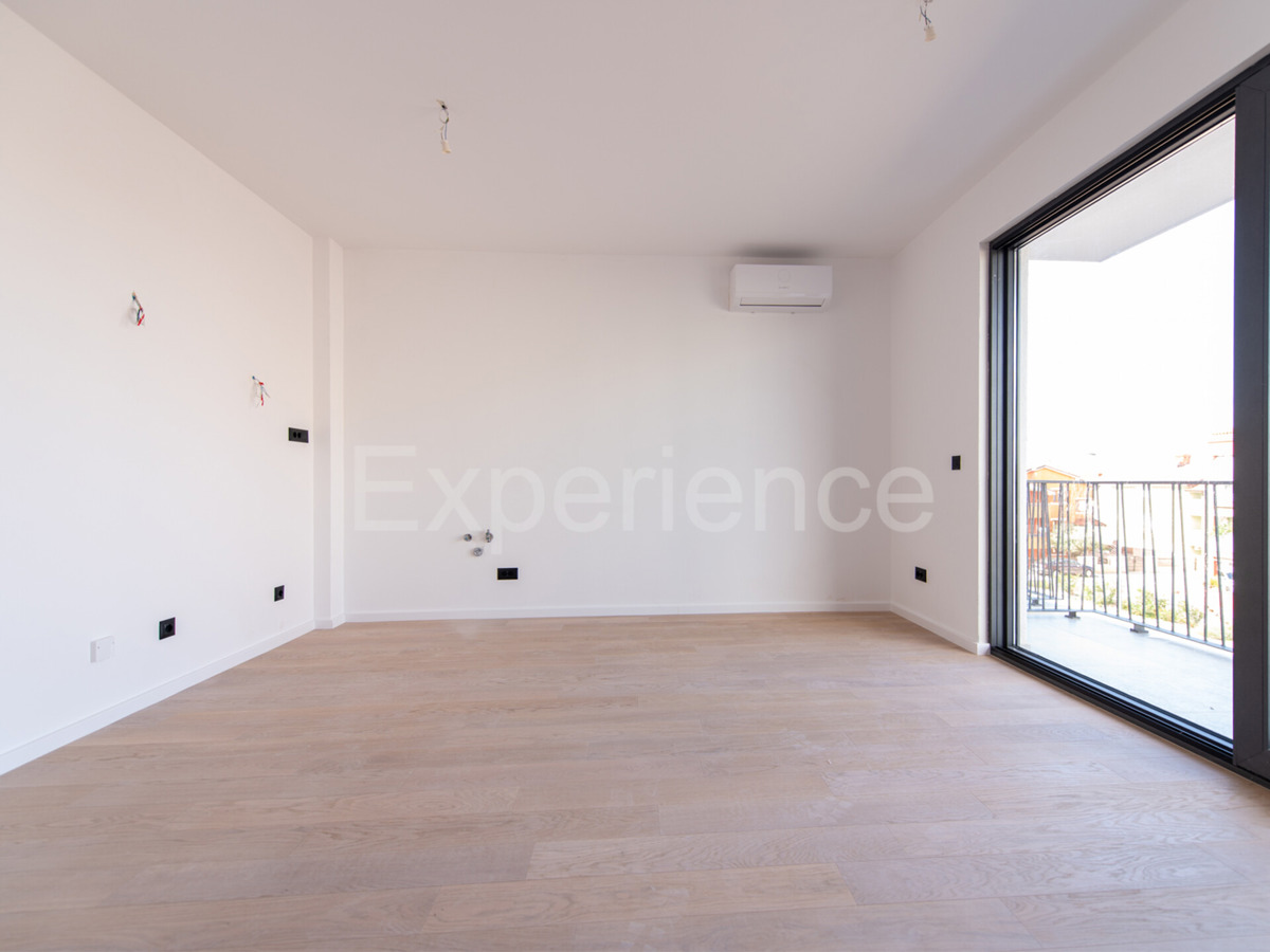 ISTRIA, Umago - appartamento in un nuovo edificio, 3. piano, ASCENSORE!