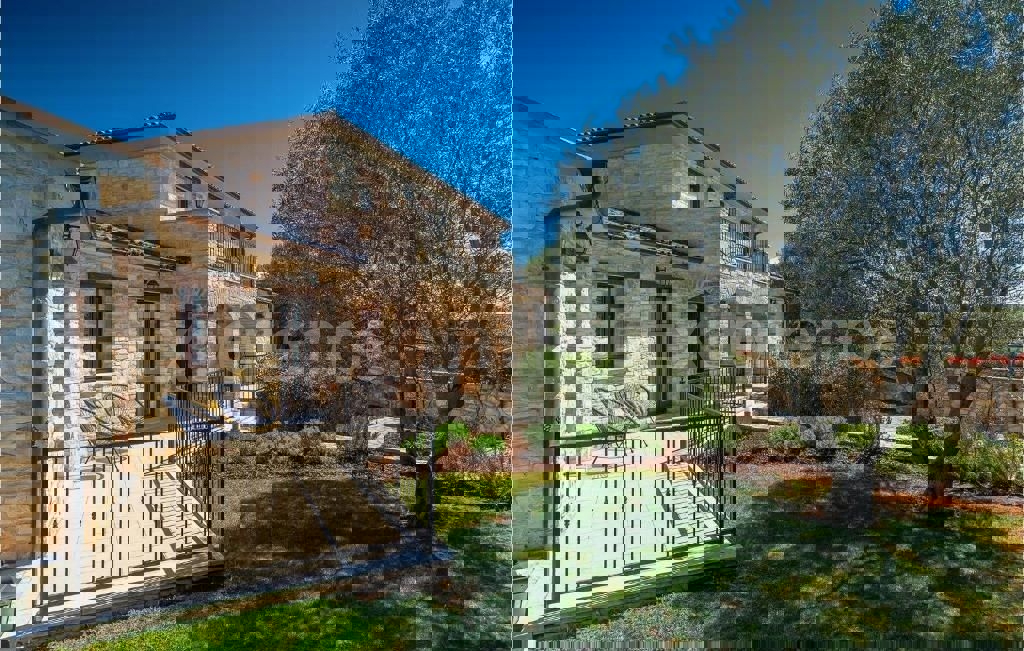 Incantevole villa rustica nelle vicinanze di Parenzo