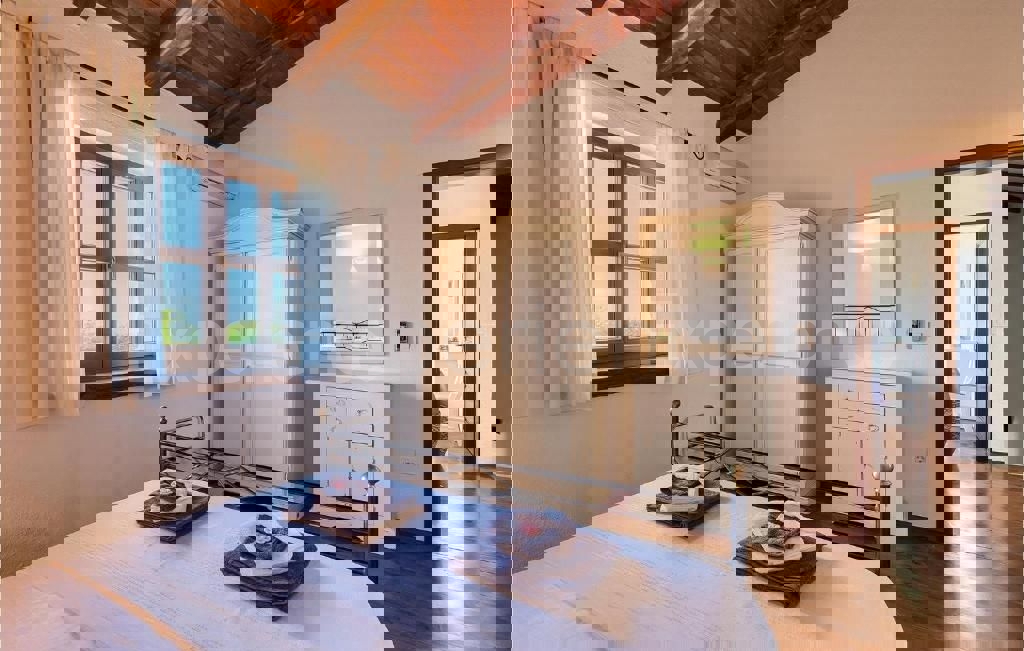 Incantevole villa rustica nelle vicinanze di Parenzo