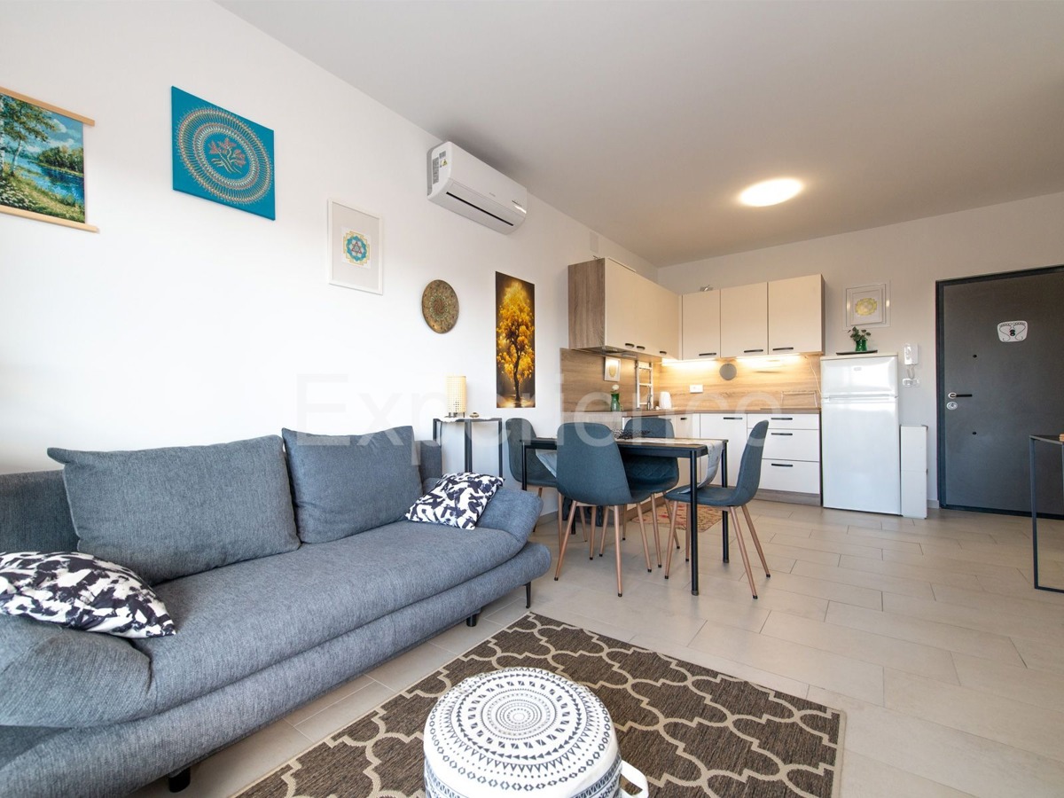 Appartamento 40 m² in vendita con vista mare e ascensore