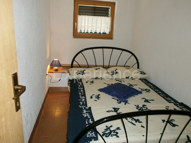 Vižinada, casa con 5 appartamenti, vista Motovun, zona tranquilla