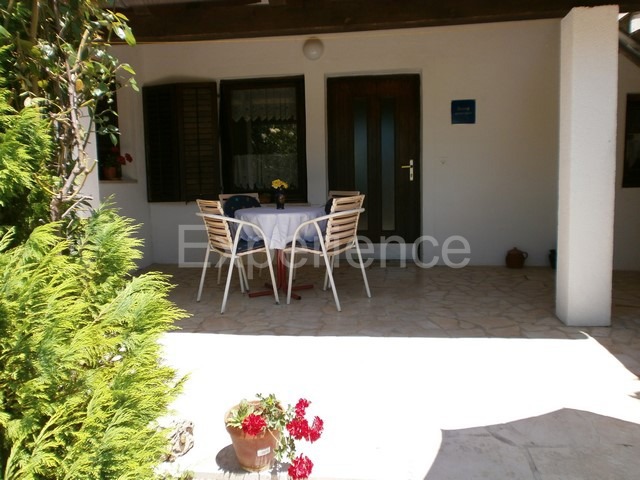 Vižinada, casa con 5 appartamenti, vista Motovun, zona tranquilla