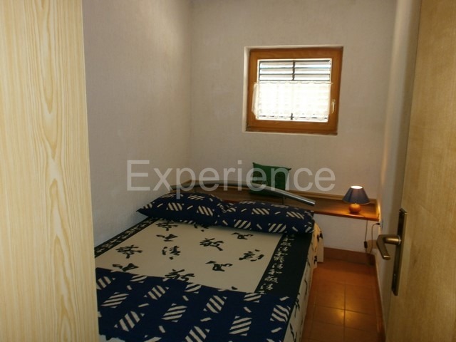 Vižinada, casa con 5 appartamenti, vista Motovun, zona tranquilla