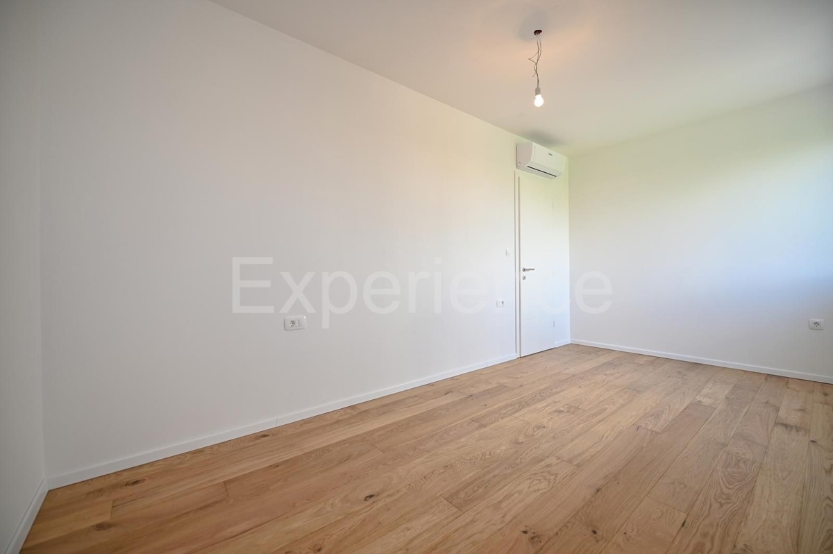 Vabriga - appartamento in un nuovo edificio con TERRAZZA SUL TETTO, 3. piano, ASCENSORE