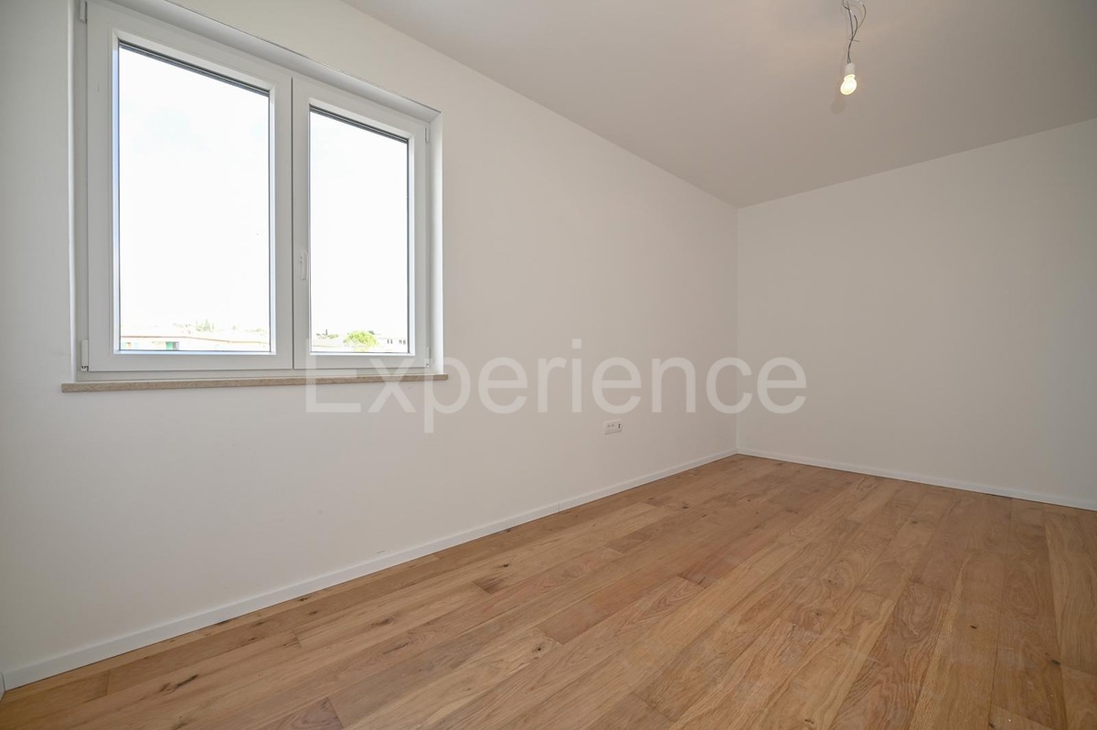 Vabriga - appartamento in un nuovo edificio con TERRAZZA SUL TETTO, 3. piano, ASCENSORE