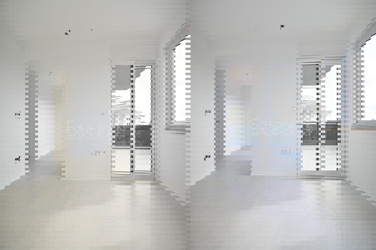 Vabriga - appartamento in un nuovo edificio con TERRAZZA SUL TETTO, 3. piano, ASCENSORE