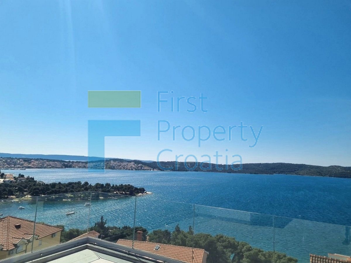 TG1701 - Appartamenti in posizione privilegiata, Trogir, in vendita