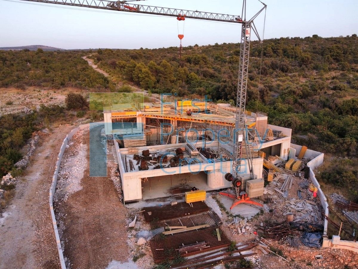 SI1711 - Spektakularna vila unikatnog dizajna, Primošten, na prodaju