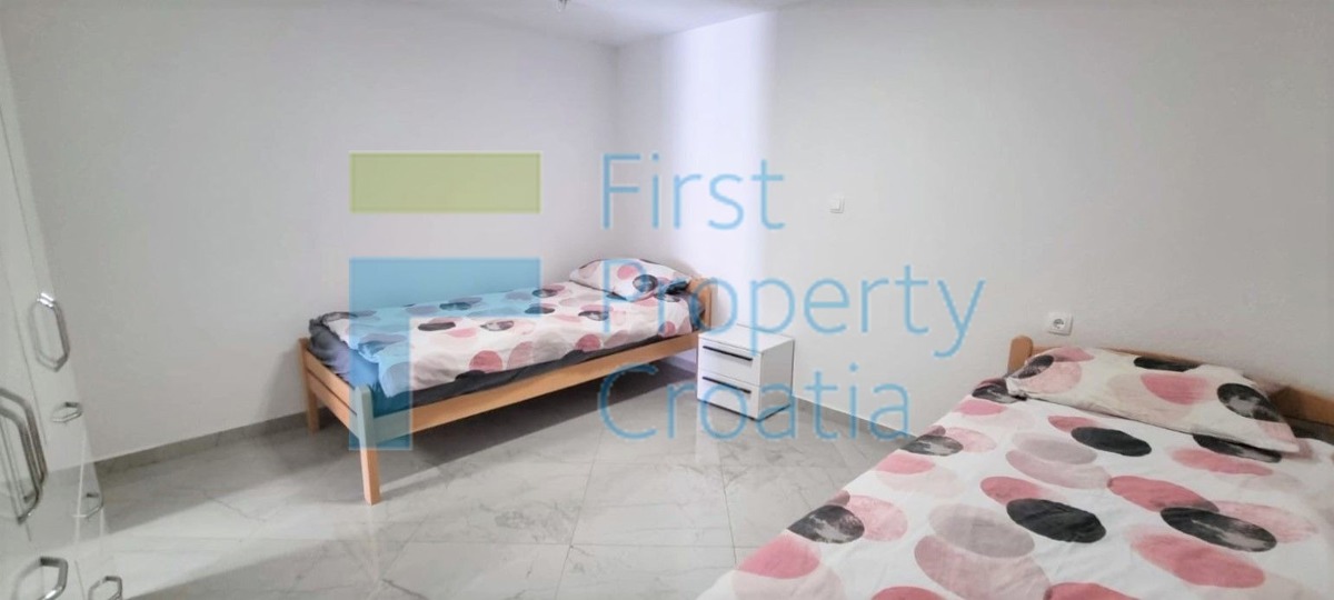 TG1463 – Appartamento composto da 2 unità, Čiovo, in vendita