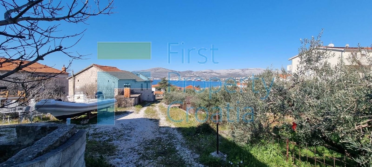 TG1556 - Appartamenti in una posizione attraente, Čiovo, in vendita