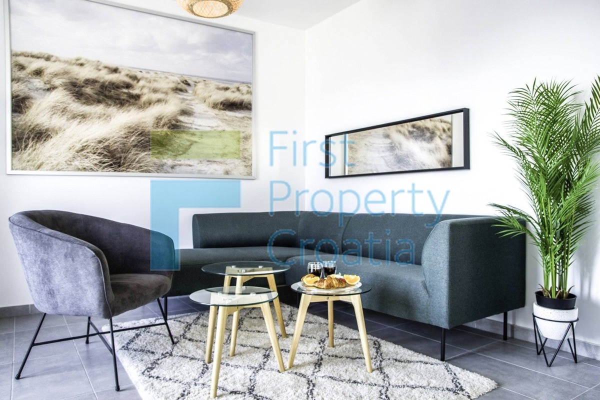 RG1732 - Appartamenti moderni vicino al mare, Rogoznica, in vendita