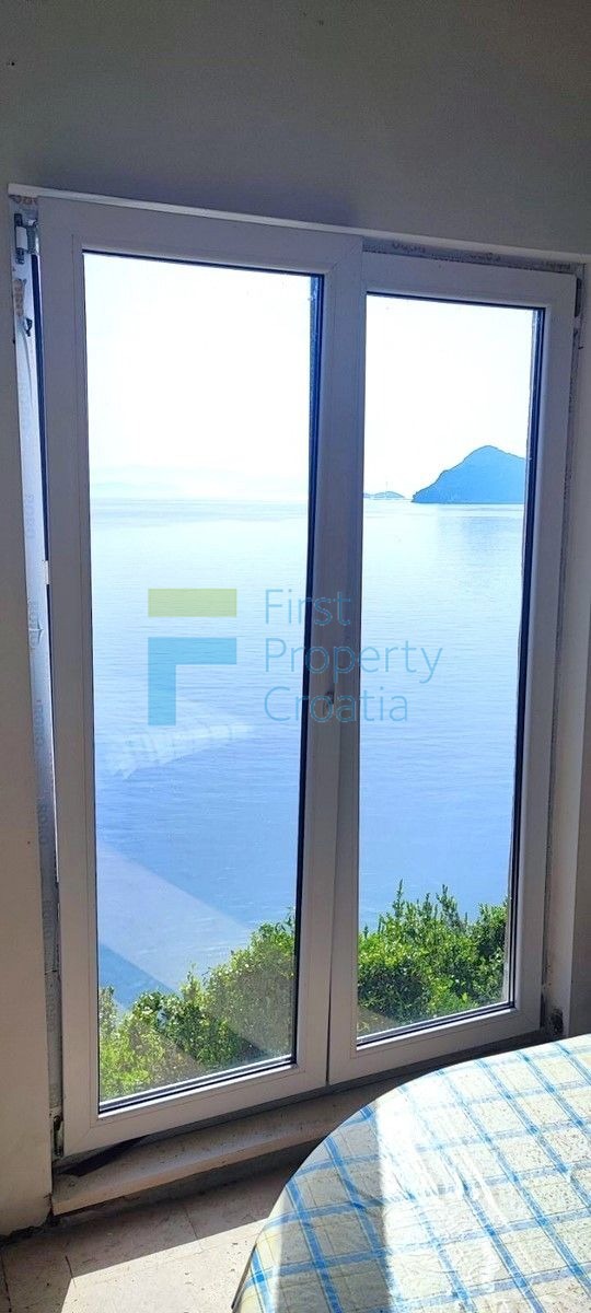 DU1674 – Casa fronte mare con sentiero per il mare, Mljet, in vendita