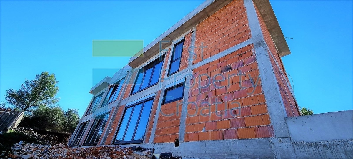 TG1550 - Villa con splendida vista sul mare, Čiovo, in vendita