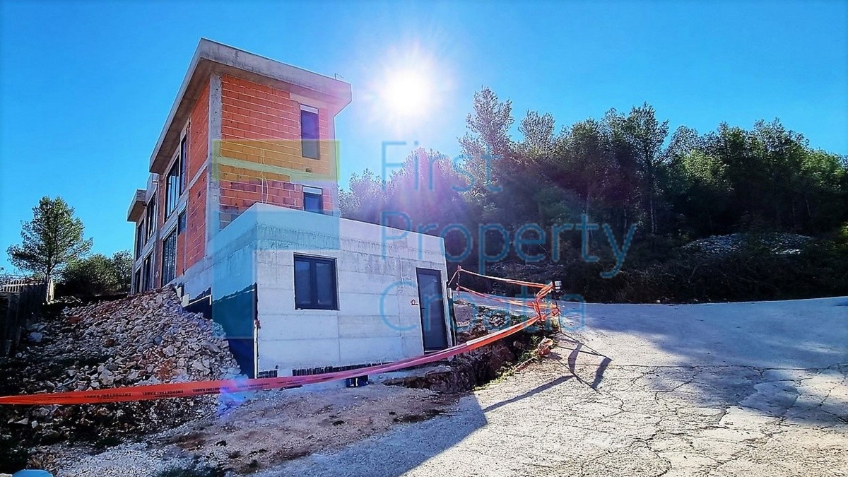 TG1550 - Villa con splendida vista sul mare, Čiovo, in vendita