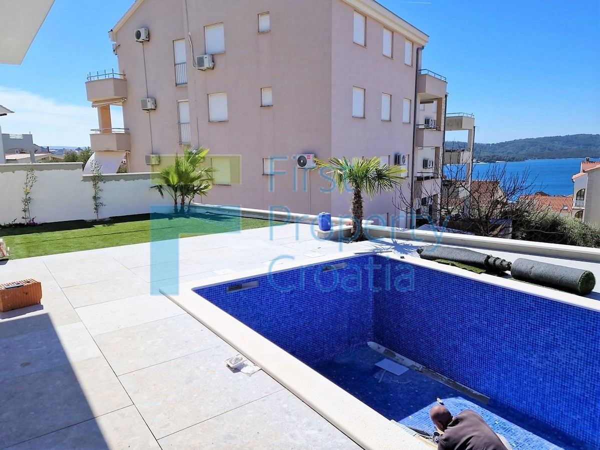 TG1591 - Moderna vila s pogledom na more, Čiovo, na prodaju