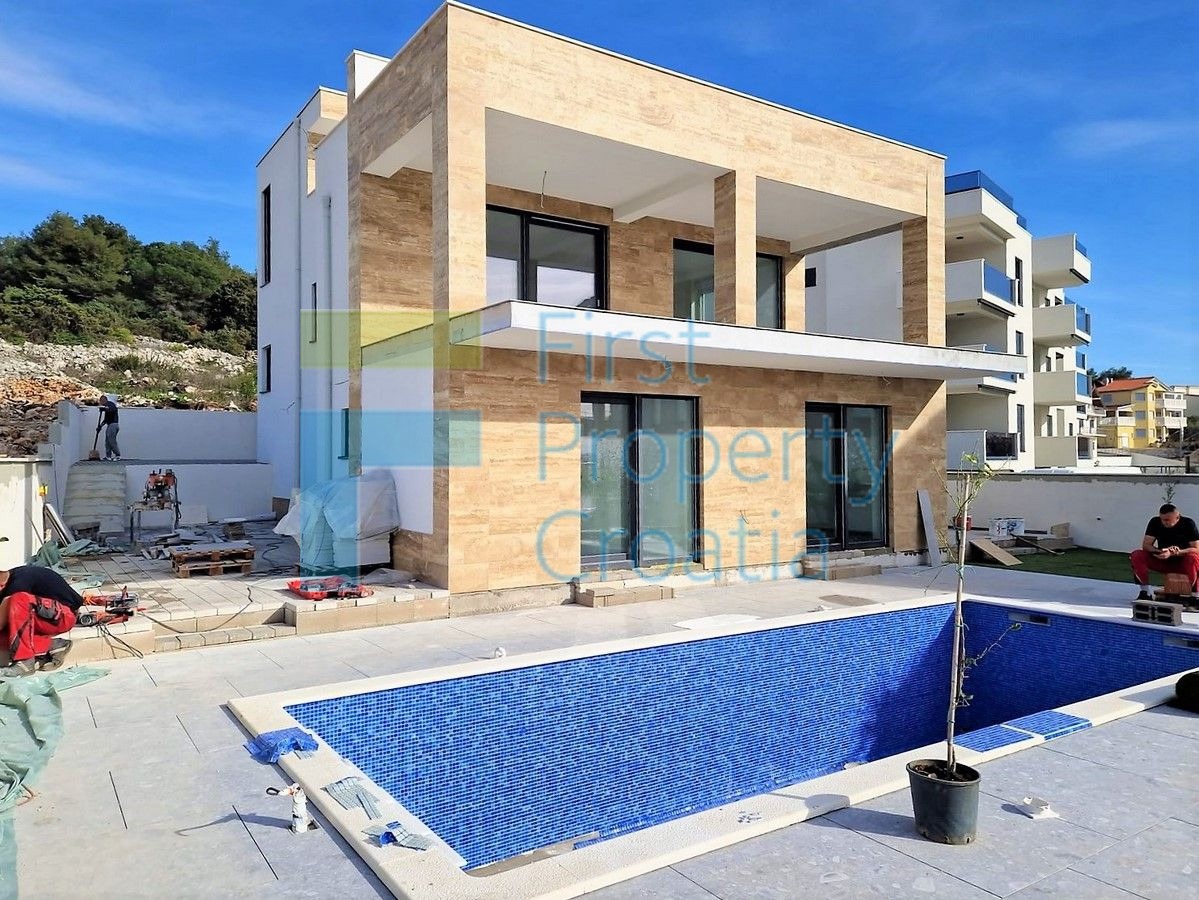TG1591 - Moderna vila s pogledom na more, Čiovo, na prodaju