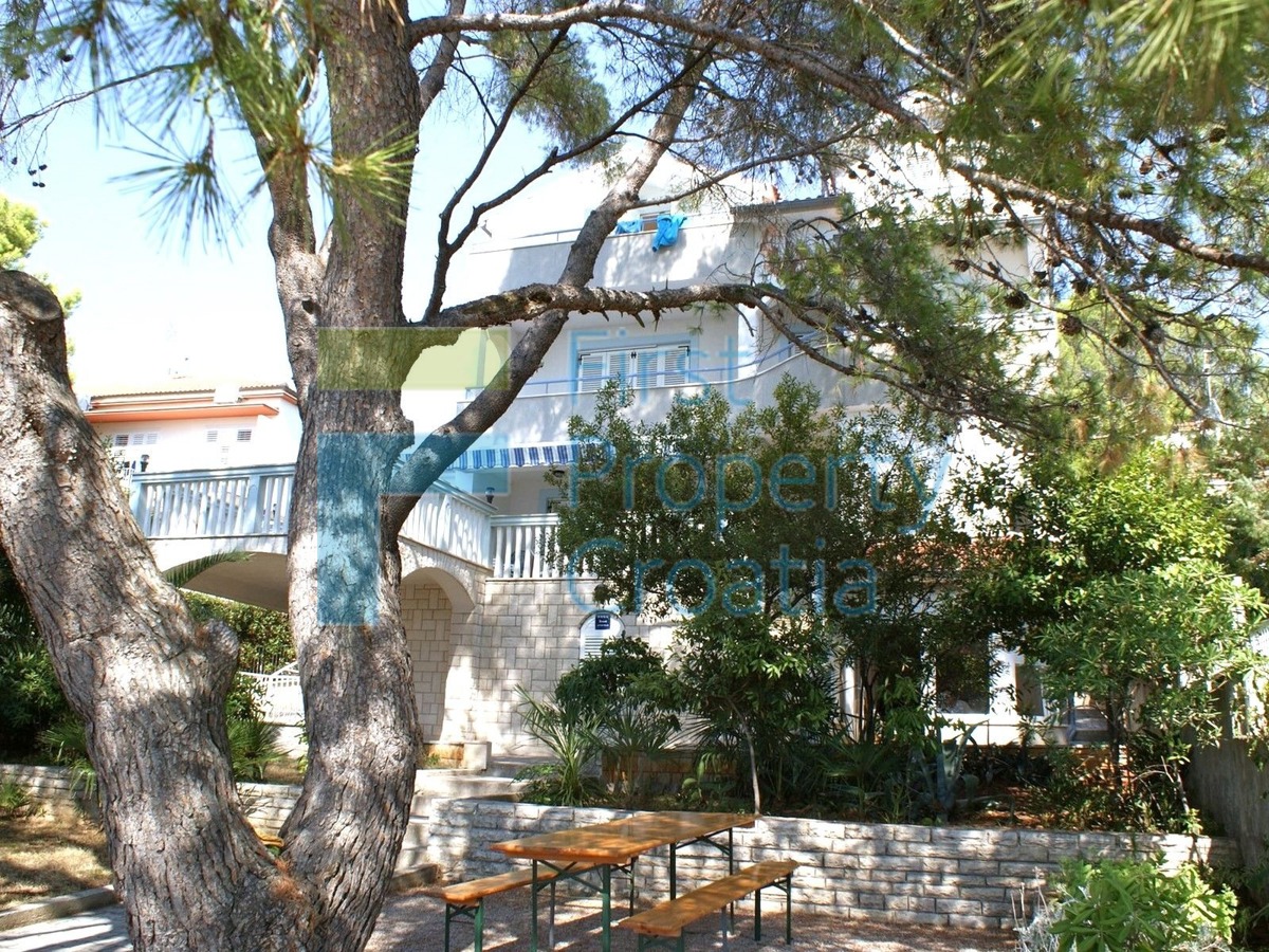 SI0591 - Casa sopra la spiaggia, vicino a Sebenico, in vendita