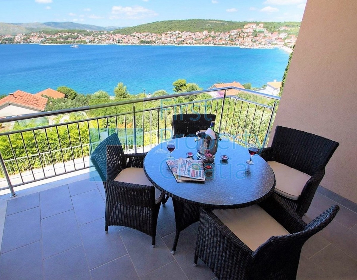 TG1664 - Appartamenti arredati vicino al mare, Čiovo, in vendita