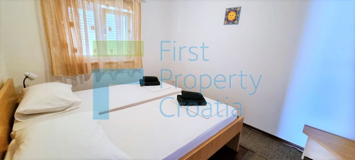 TG1664 - Appartamenti arredati vicino al mare, Čiovo, in vendita