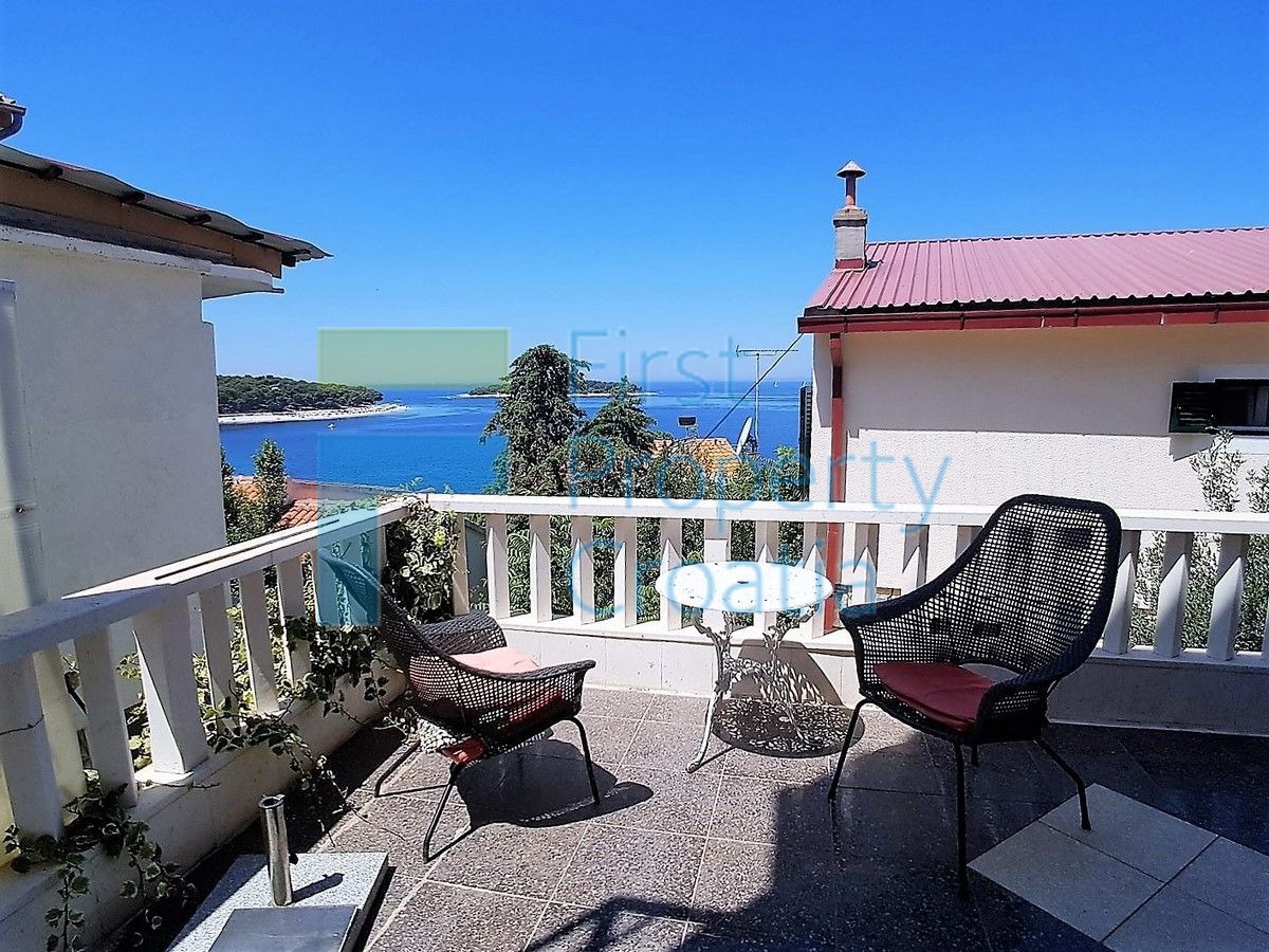 SI1421 - Palazzina situata a soli 50m dal mare, Primošten, in vendita