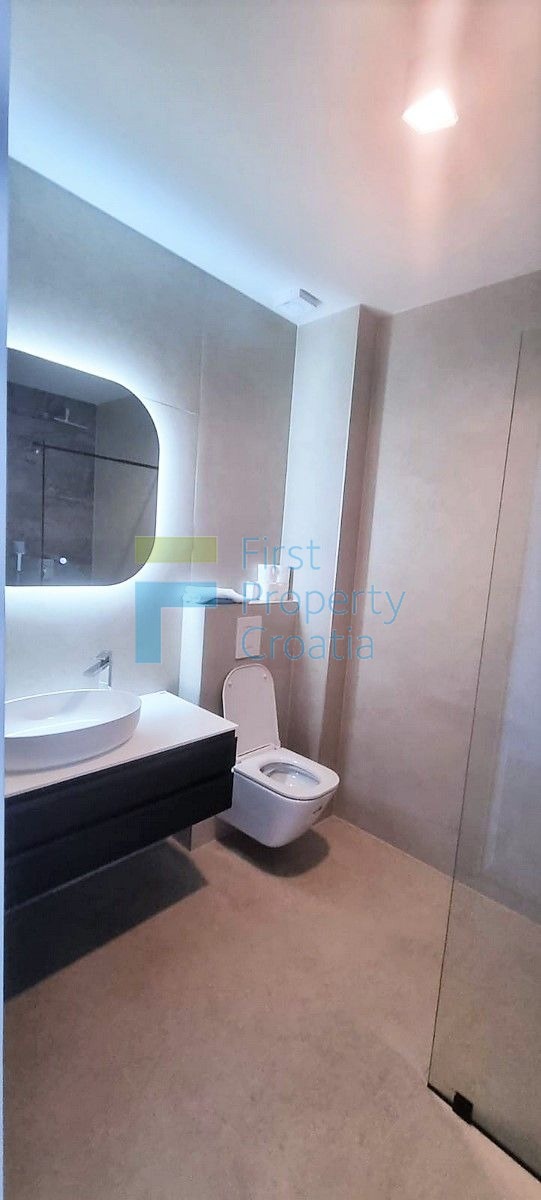 MA1668 - Villa in villaggio turistico, vicino a Makarska, in vendita