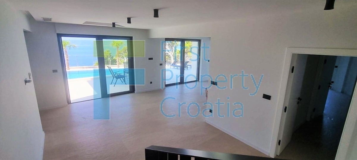 MA1668 - Villa in villaggio turistico, vicino a Makarska, in vendita