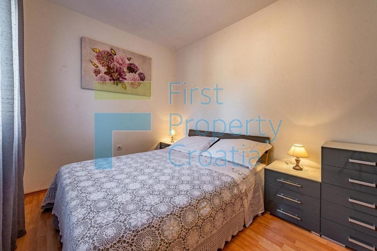 TG1565 - Apartmanska vila s divnim pogledom na more, Čiovo, na prodaju