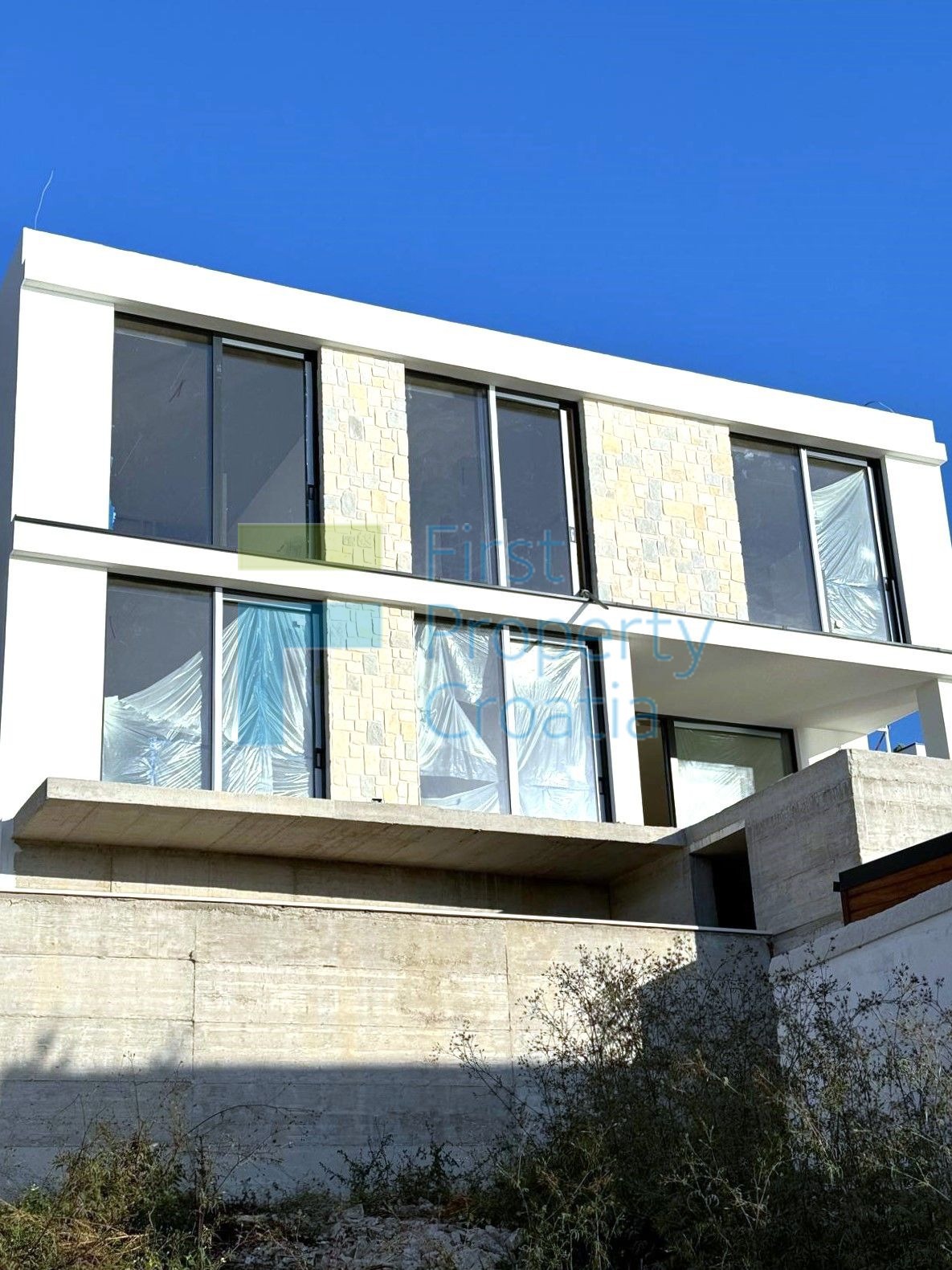 RG1728 - Ville con vista panoramica, vicino a Rogoznica, in vendita