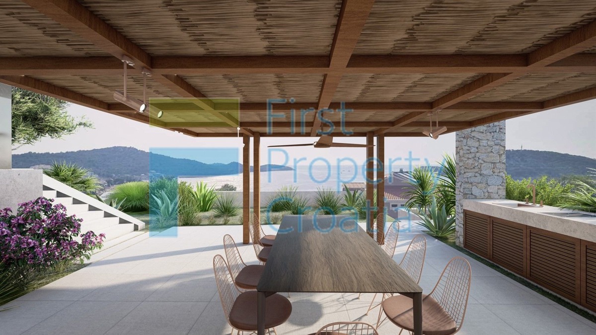 RG1719 - Villa 170m sopra la spiaggia, zona Rogoznica, in vendita