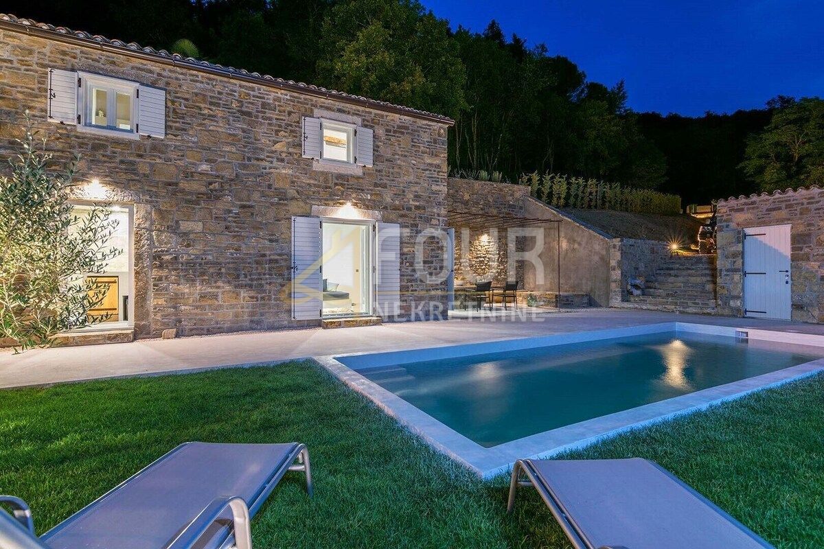 Livade, Oprtalj, 90m2