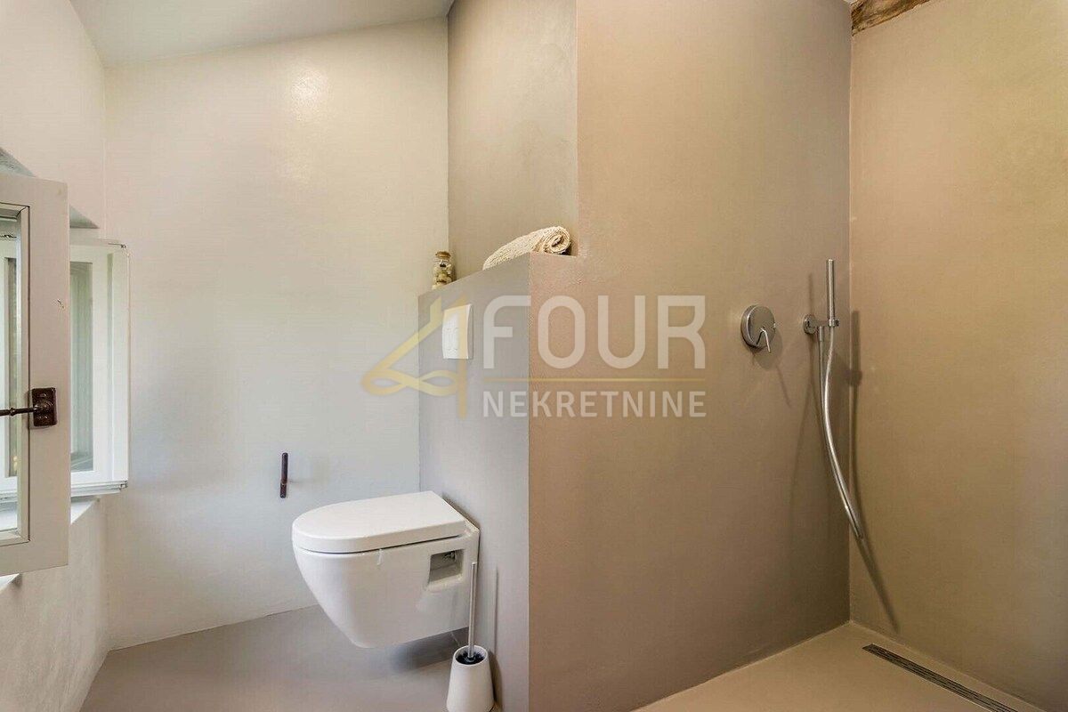 Livade, Oprtalj, 90m2