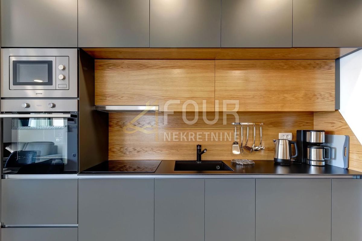 Dramalj, Crikvenica, 202,41m2