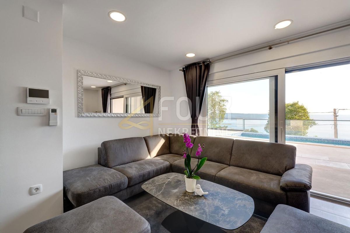 Dramalj, Crikvenica, 202,41m2