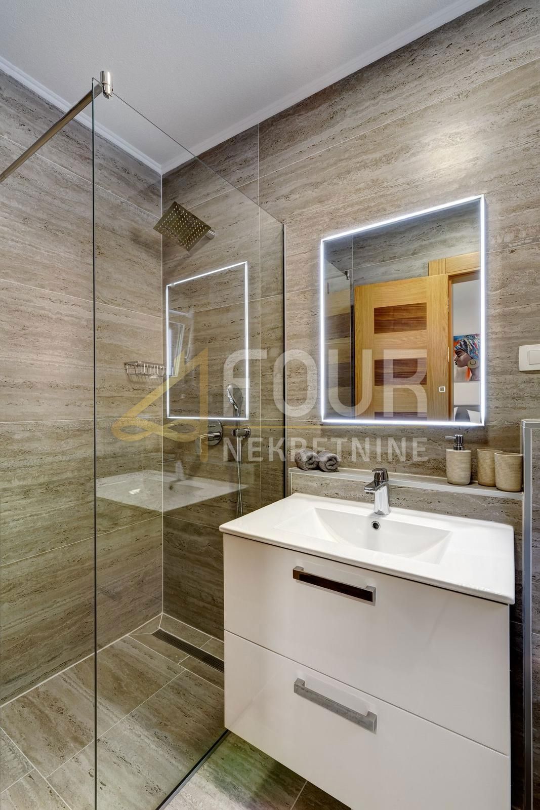 Dramalj, Crikvenica, 202,41m2