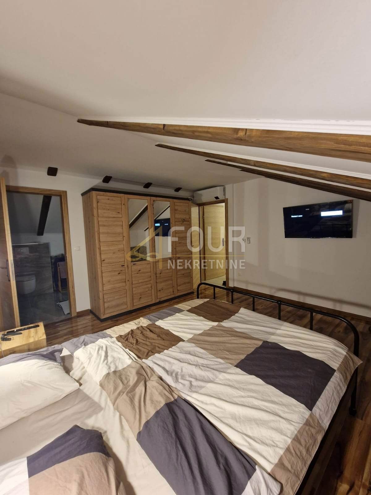 Malinska, Malinska-Dubašnica, 135m2